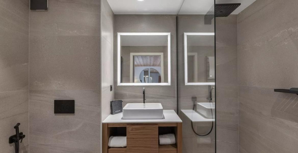 Апартаменты расположены на 2 этаже резиденции 