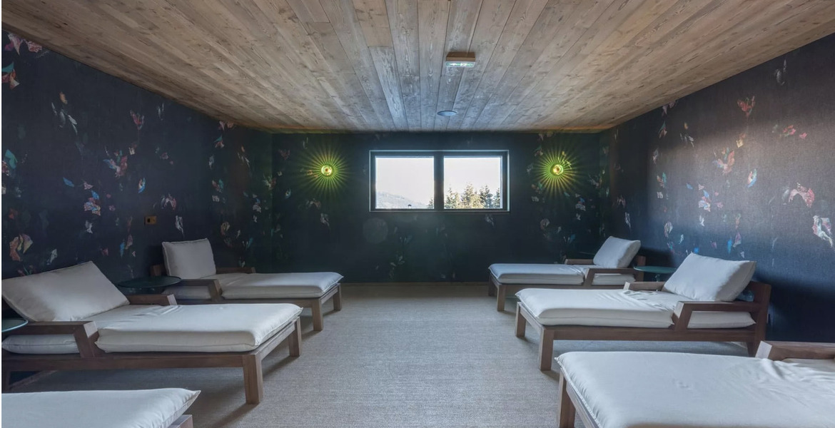 Апартаменты расположены на 2 этаже резиденции 