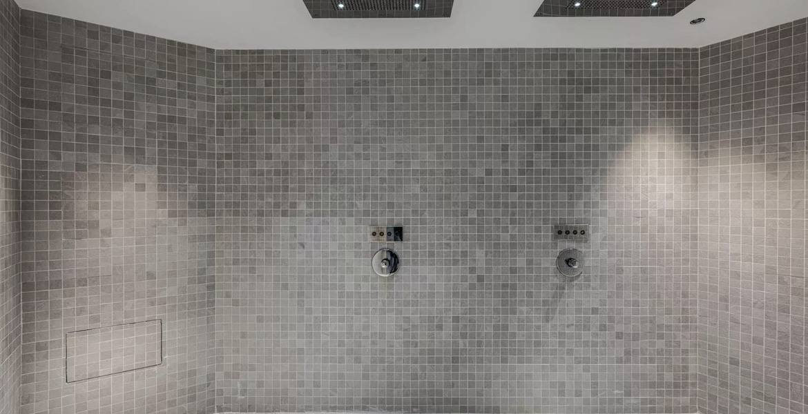 Апартаменты расположены на 2 этаже резиденции 