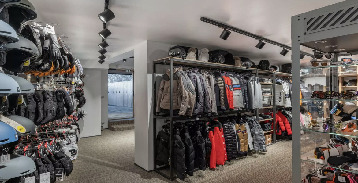 Апартаменты расположены на 2 этаже резиденции 