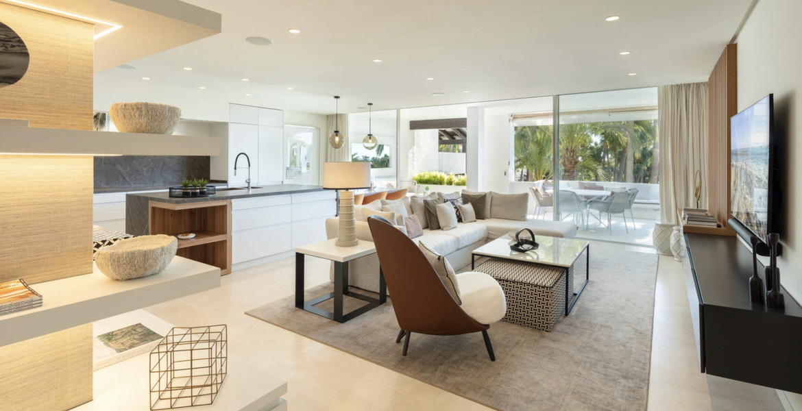 Пентхаус в Марина Пуэнте Романо