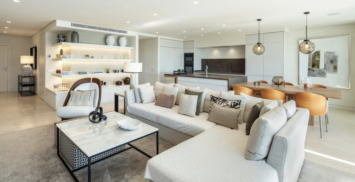 Пентхаус в Марина Пуэнте Романо