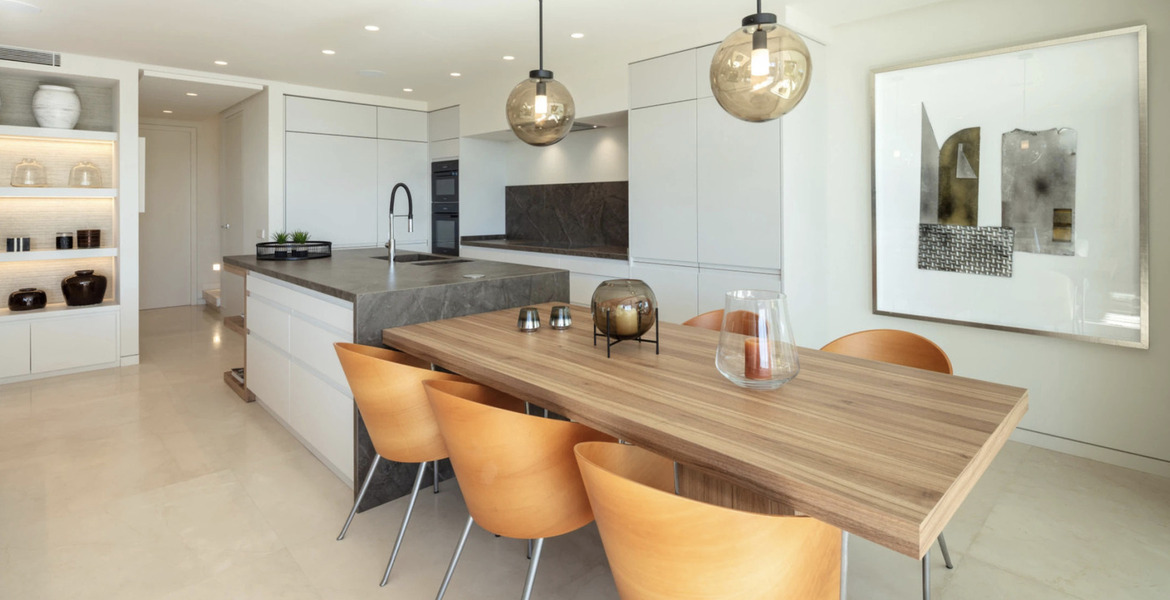 Пентхаус в Марина Пуэнте Романо