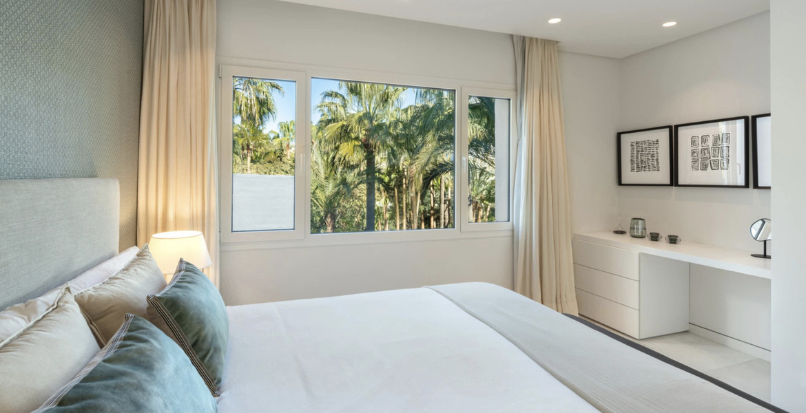 Пентхаус в Марина Пуэнте Романо