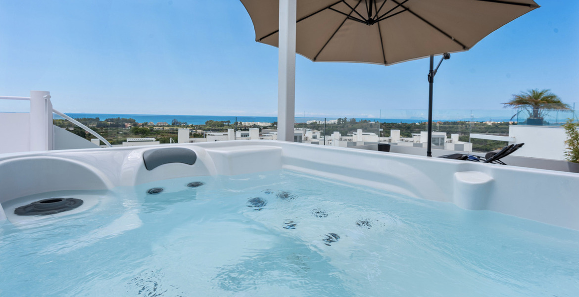 Atico en alquiler en Estepona