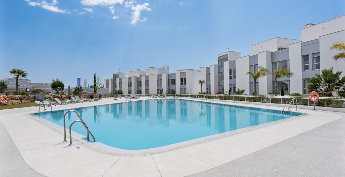 Atico en alquiler en Estepona