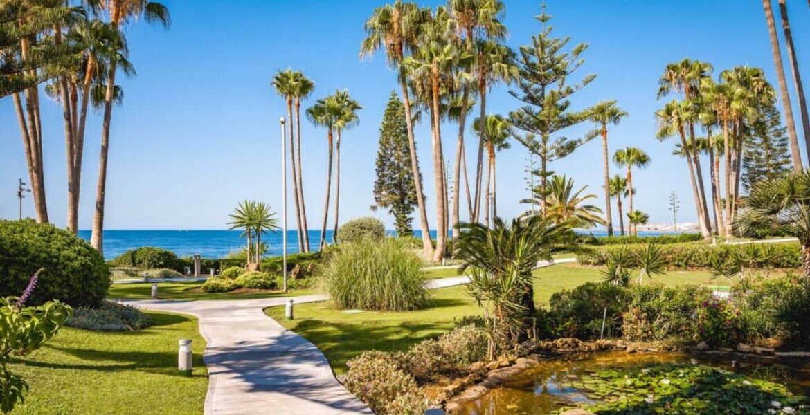 L'évasion estivale par excellence appartement avec vue sur la mer à Puente Romano