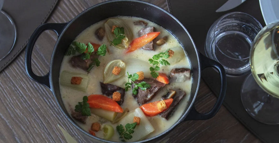 [S] Corner Restaurant